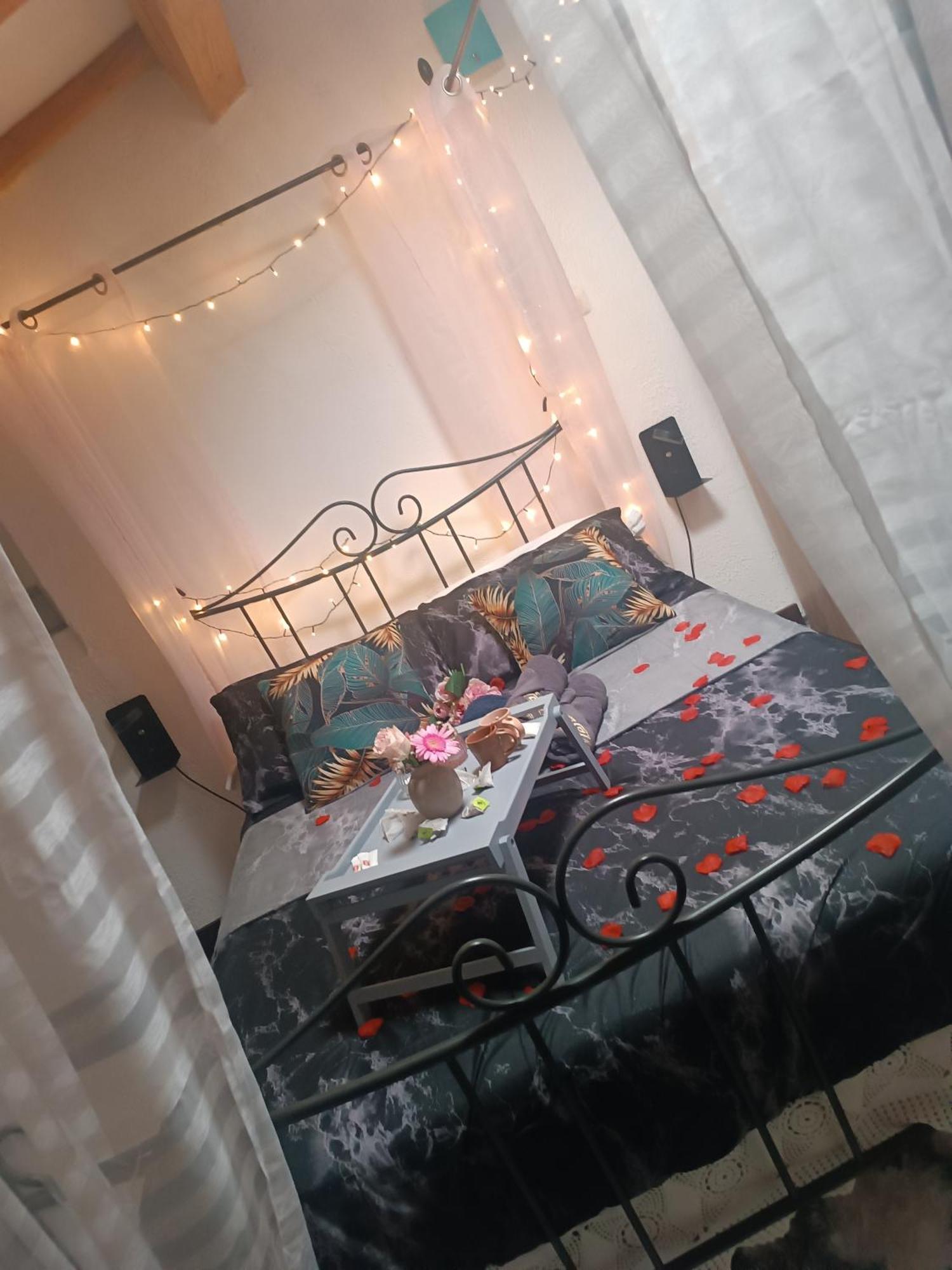 Capendu Jolie Maison De Village מראה חיצוני תמונה